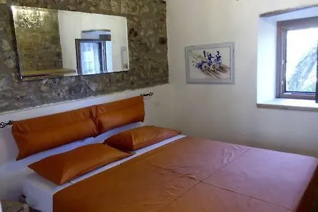 Casa Dell'erta Holiday home Vezzano Ligure